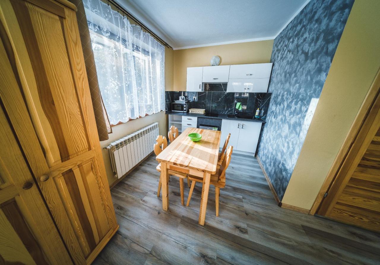 Pokoje I Apartamenty Nad Potokiem Закопане Екстер'єр фото